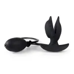 Inflatable cheek spreader